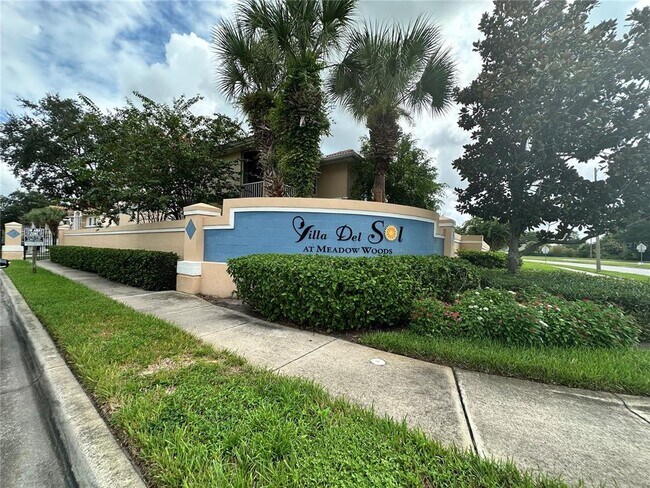 Building Photo - 521 Villa Del Sol Cir