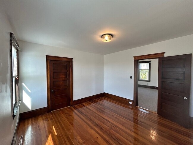 Foto del edificio - 31 Chrome St