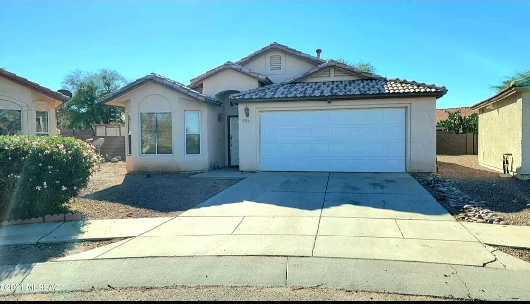 2915 N River Creek Pl, Tucson, AZ 85745 House Rental in Tucson, AZ