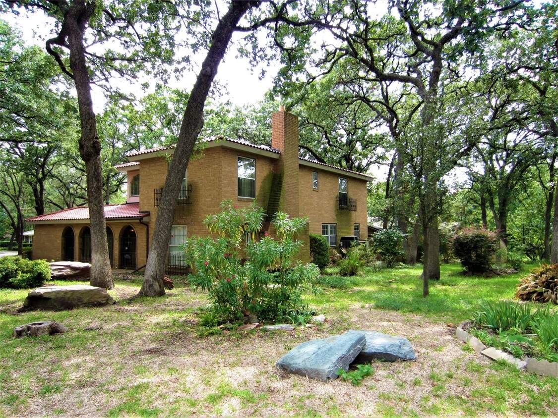 Photo - 1815 Greenwood Dr
