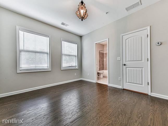 Building Photo - 4 br, 3 bath House - 106 i Grand Approach ...