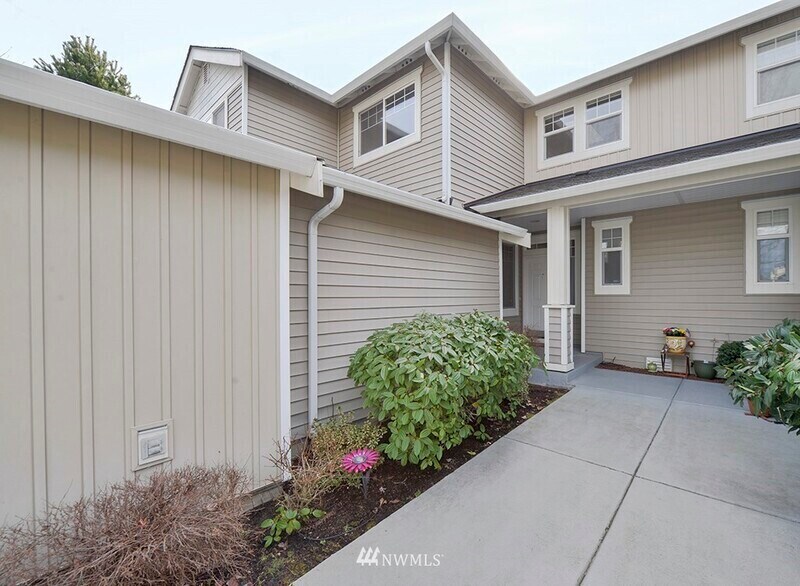 Primary Photo - 10921 SE 187th Ln
