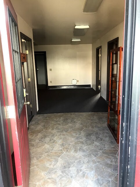 Foto del edificio - HAINES AK WILLARD ST APARTMENTS