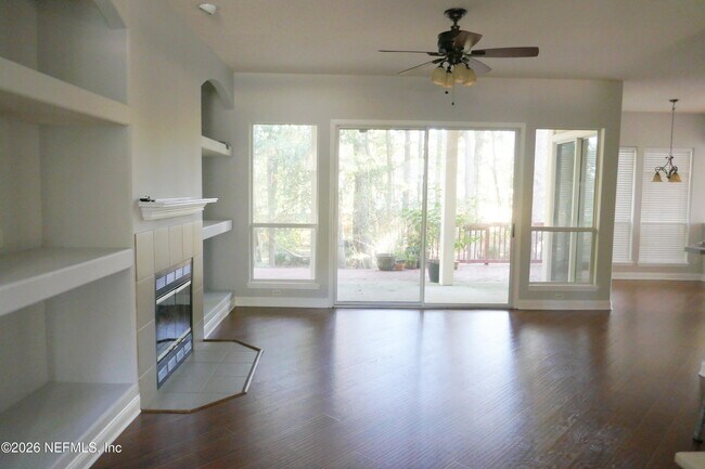 Building Photo - 2359 Huckins Ct