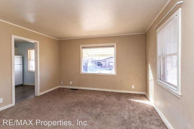 Building Photo - 2 br, 1 bath House - 1003 E Rio Grande St