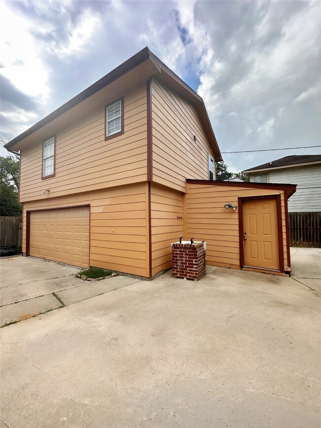 Foto del edificio - 11130 Hanning Ln