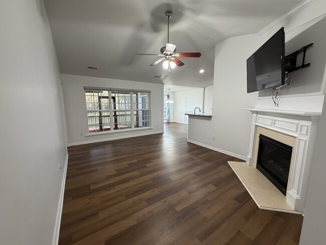 Foto del edificio - 1863 New Castle Dr