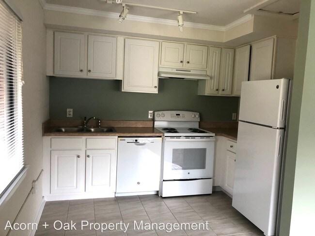Building Photo - 1 br, 1 bath House - 13 Shepherd Lane