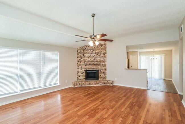 Foto del edificio - 10911 Kirkbud Ln