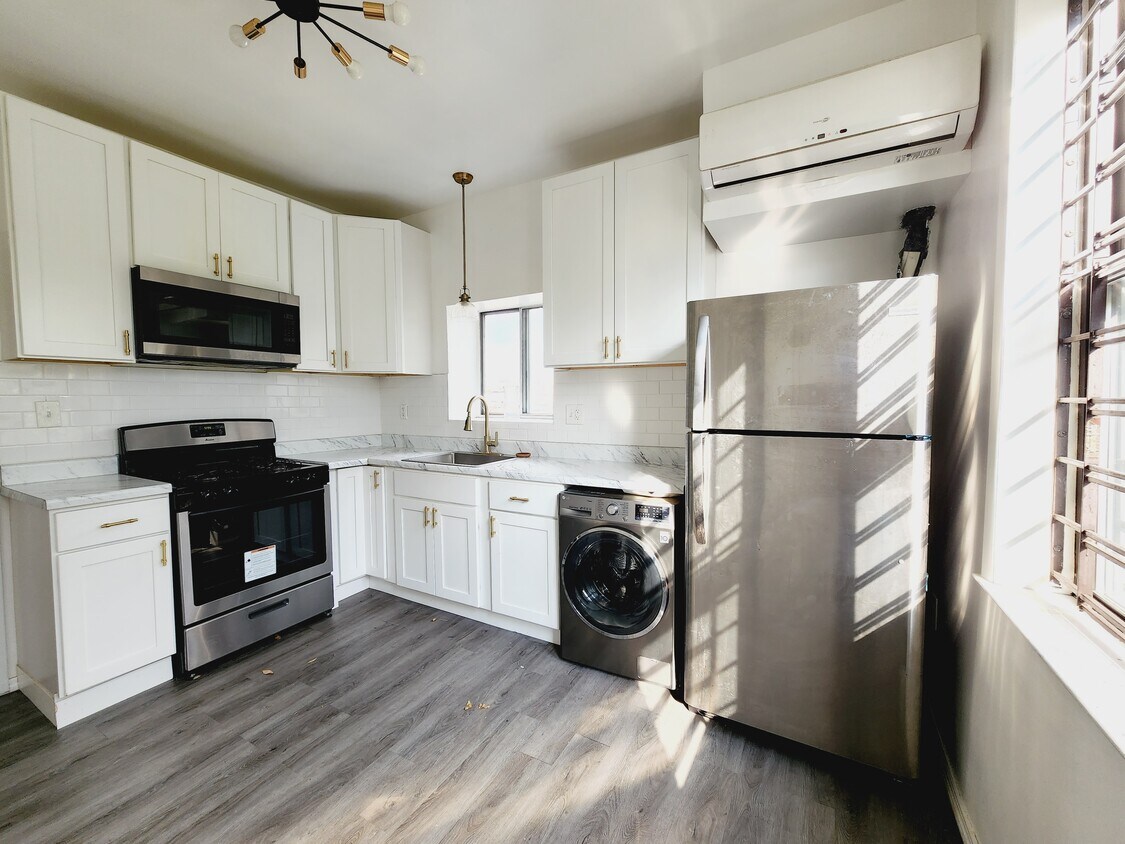 Unit 4L - 261 Hutton St