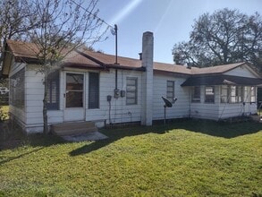 Building Photo - 4821 Palm River Rd