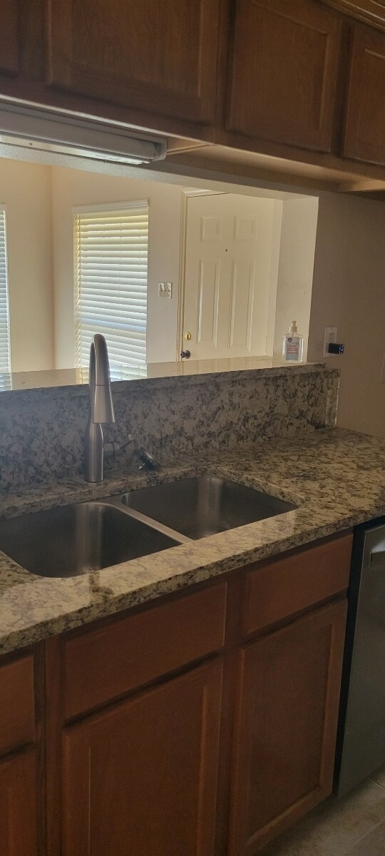 Building Photo - 5808 Silver Sage Dr
