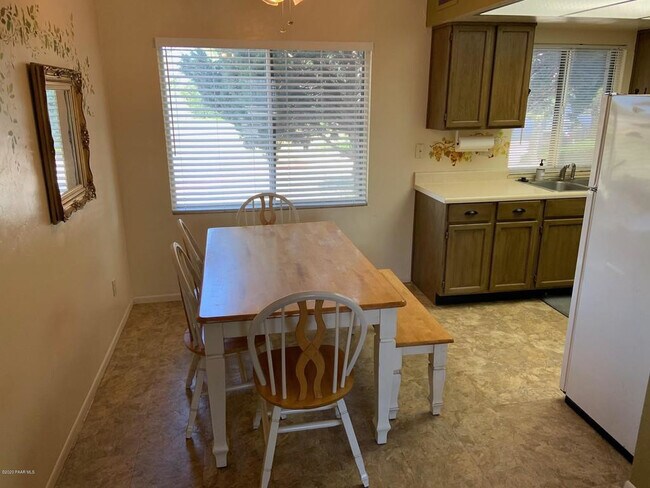 Foto del edificio - Room for Rent near Embry Riddle