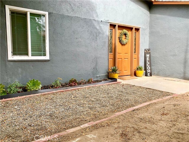 Building Photo - 32369 Valley View Ave