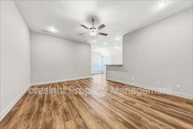 Building Photo - 2816 Orchid Dr