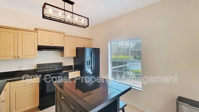 Foto del edificio - 7765 Plantation Cir