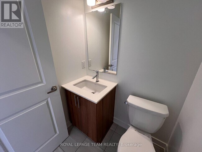 Photo du bâtiment - 601 Rathburn Ln