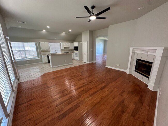 Photo - 3 Bedroom and 2 Bath Home with 2 Car Garage