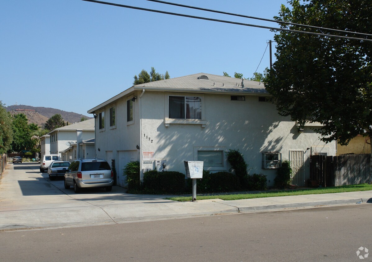 Foto del edificio - 1172 Sumner Ave