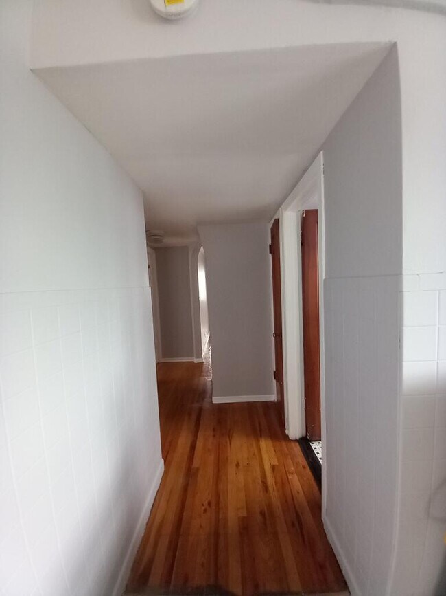 Foto del edificio - 5708 S Honore St