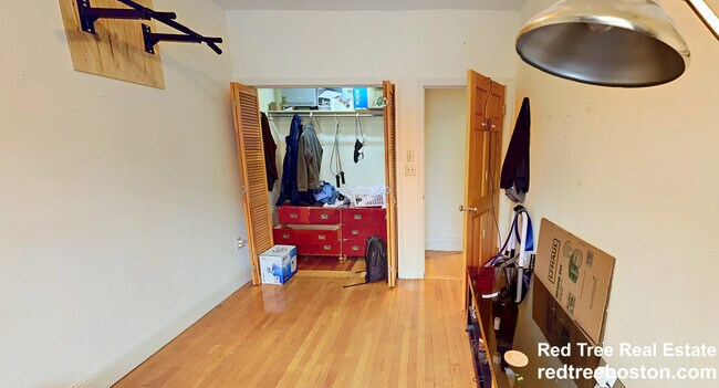 Building Photo - 1408 Beacon St