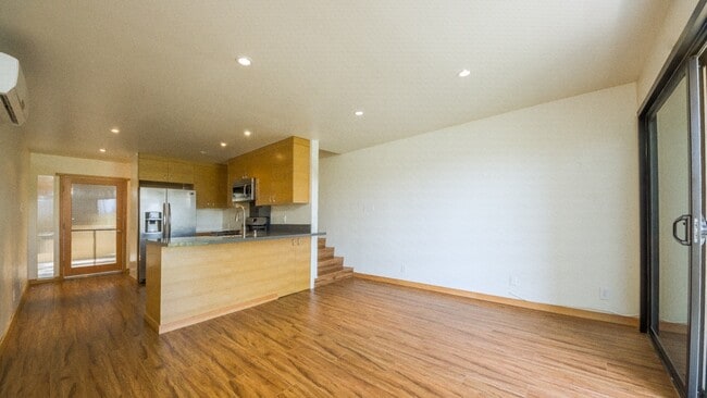 Building Photo - Valley View Apartments