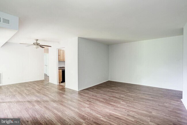 Foto del edificio - 2904 Kings Chapel Rd