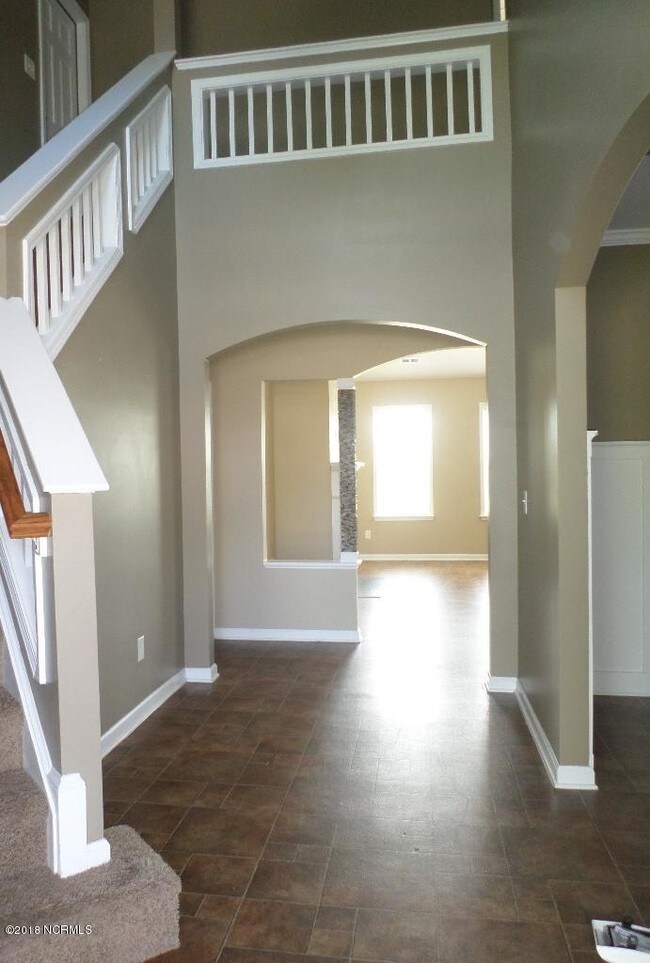 Foto del edificio - 103 Hills Lorough Loop