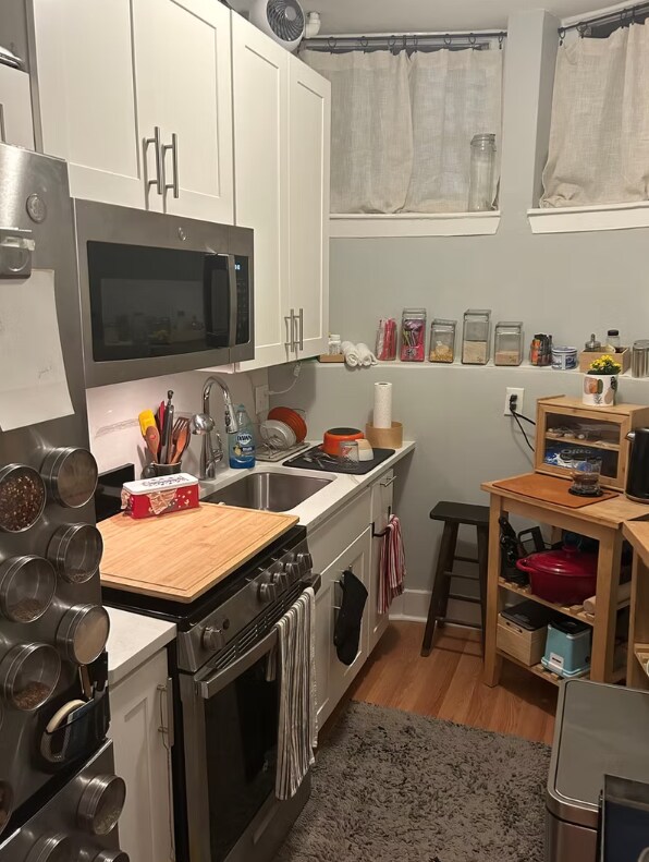 Building Photo - 585 Beacon St