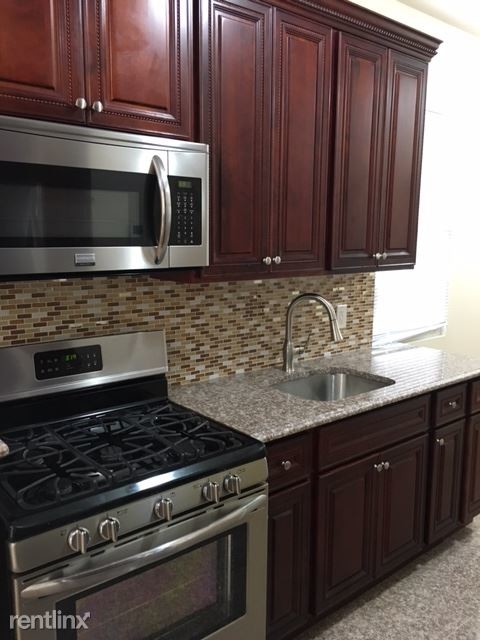 Building Photo - 2 br, 1 bath Apartment - 2325 35th St