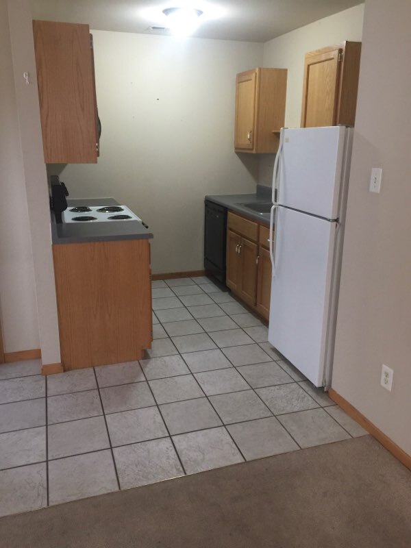 Kitchen - 718 maple st
