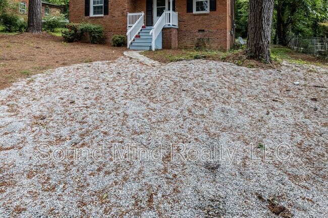 Building Photo - 321 Angier Ave