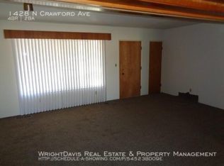 Building Photo - 1428 N Crawford Ave