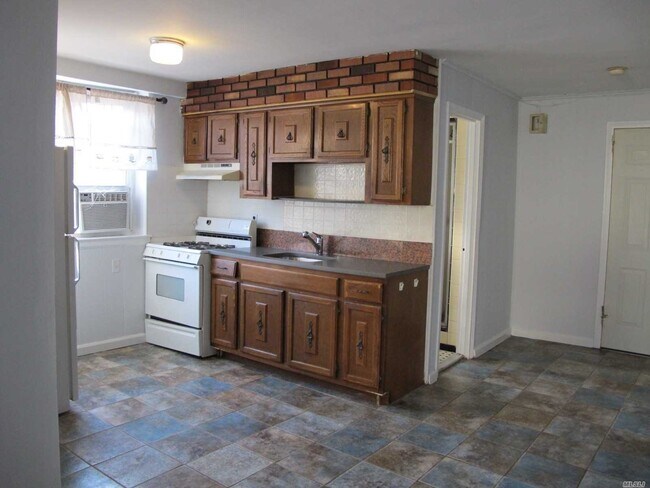 Foto del edificio - 212-02 43rd Ave