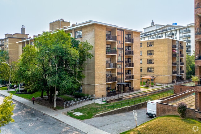 Building Photo - Terrace Gardens