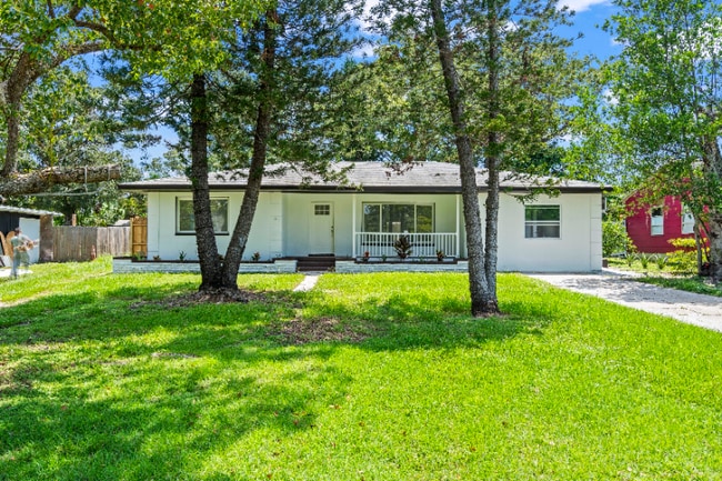 Building Photo - 1369 Pine Brook Dr