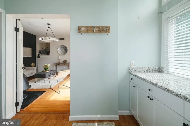 Foto del edificio - 7646 Ardleigh St