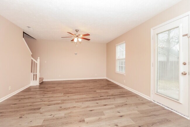 Foto del edificio - 2707 Nugget Ct