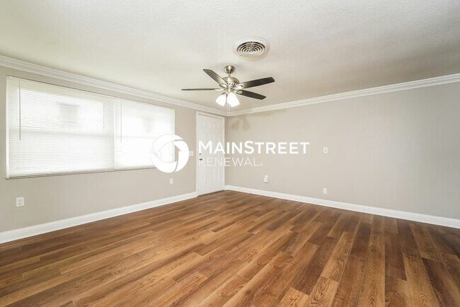 Foto del edificio - 3 Bedroom Pet-Friendly Home in VENICE, FL with Main Street Renewal