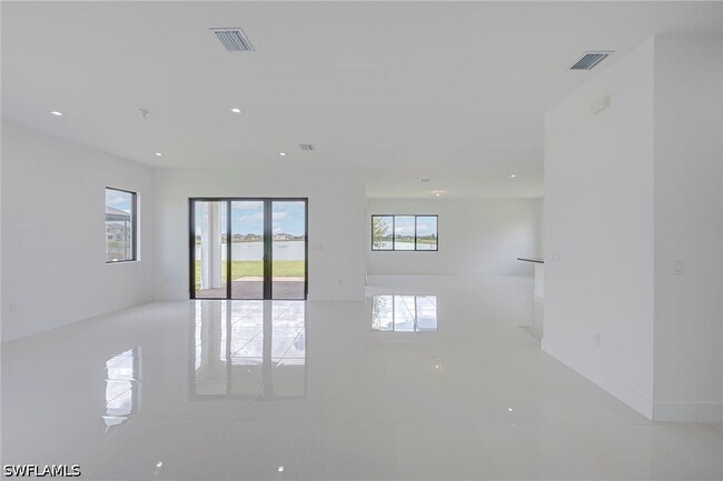 Building Photo - 4775 Quercia Dr