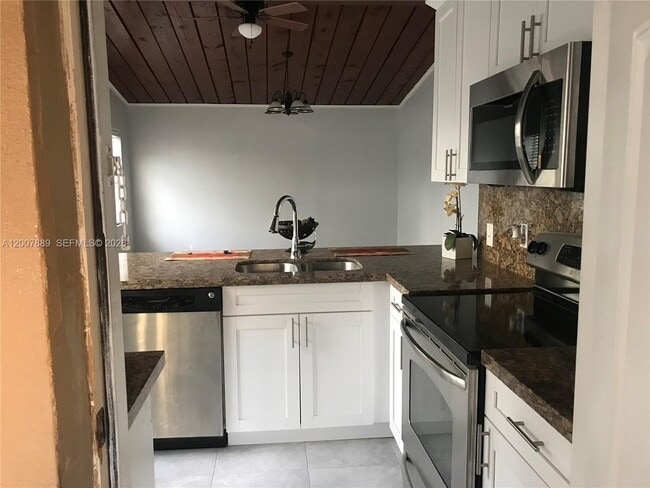 Foto del edificio - 320 Ipswich St