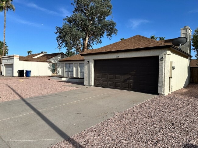 Building Photo - Mcclintock & Chandler single story Chandler home