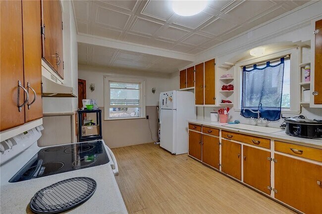 Foto del edificio - 282 Roxborough Rd