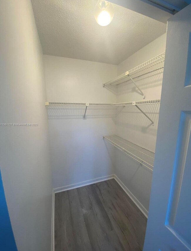 Foto del edificio - 12286 NW 13th Ct