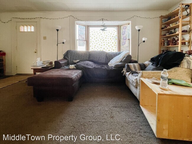 Foto del edificio - 3 br, 1 bath House - 2001 N Hollywood Ave.