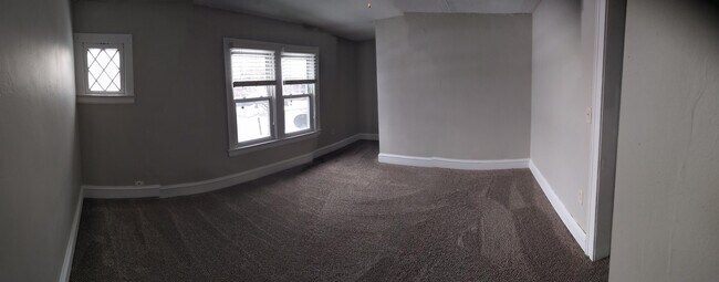 Building Photo - 14918 Clifton Blvd