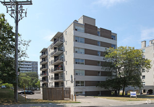 Building Photo - G & M Apartments