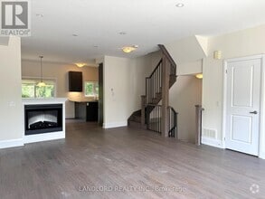 Building Photo - 47 Kenneth Wood Cres