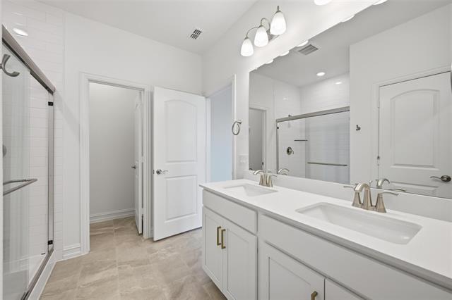 Foto del edificio - 14518 Lovelace St