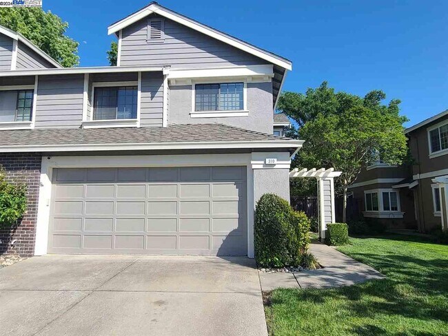 Building Photo - 310 Bridgeside Cir